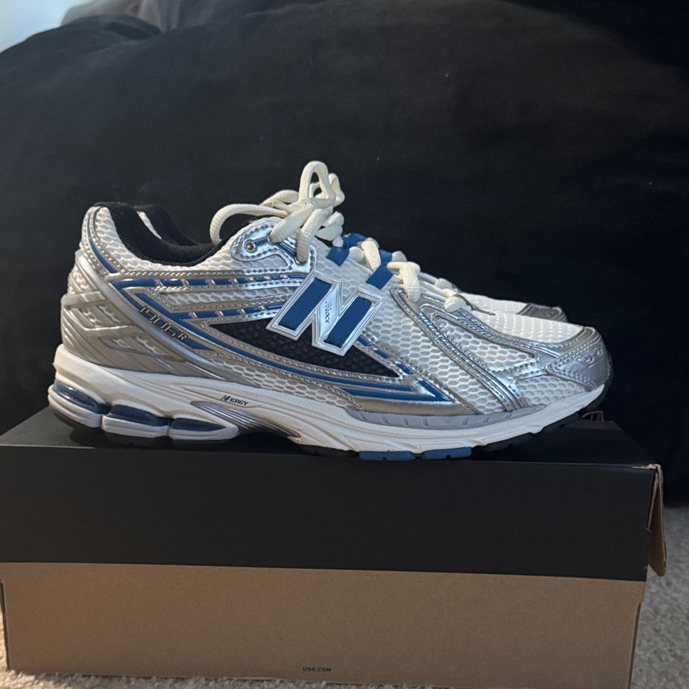 New Balance Silver and Blue Athletic Shoes